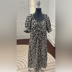 Who What Wear Black and White Puff Sleeve Sundress